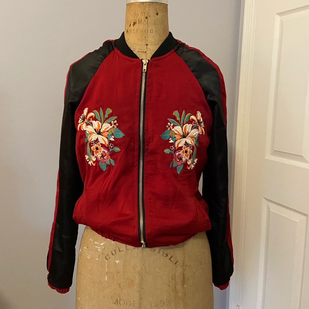 Forever 21 floral bomber jacket, S